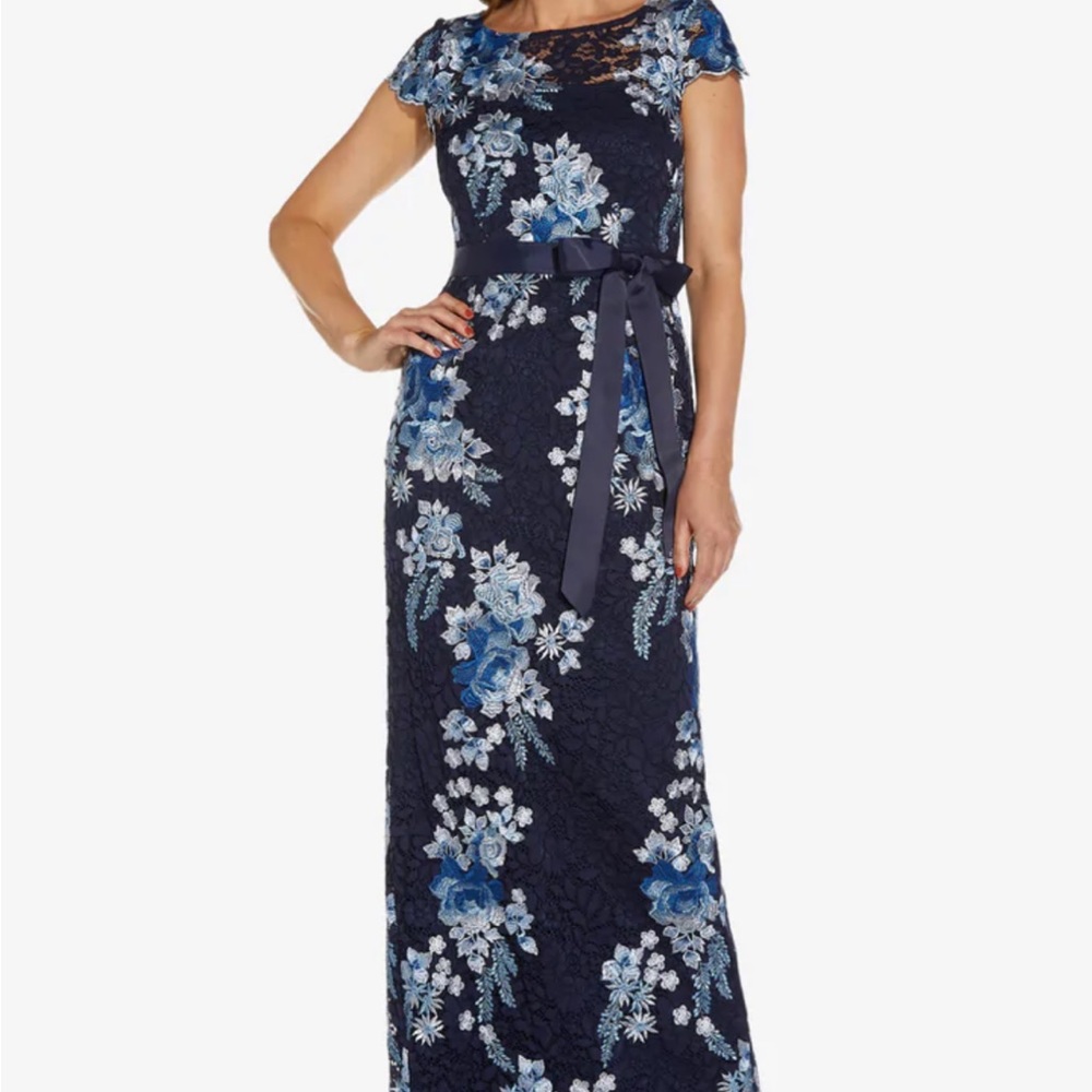 BRAND NEW Adrianna Papell embroidered lace gown.
